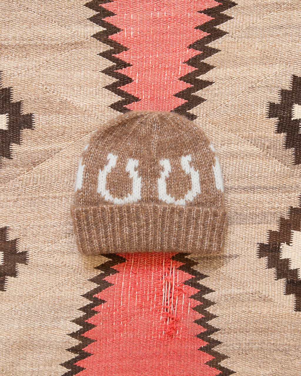Alpaca Horseshoe Beanie - Brown